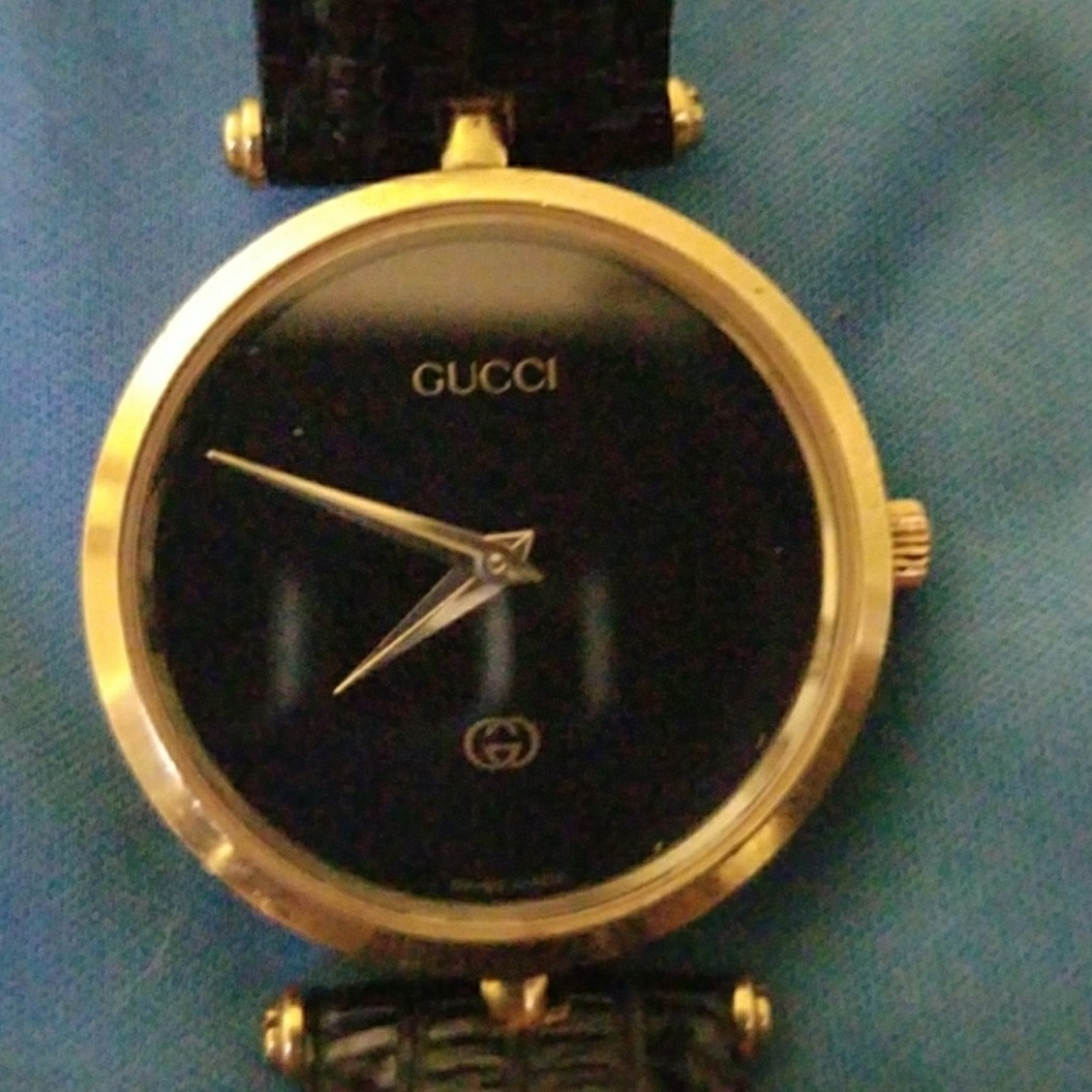 Gucci watch